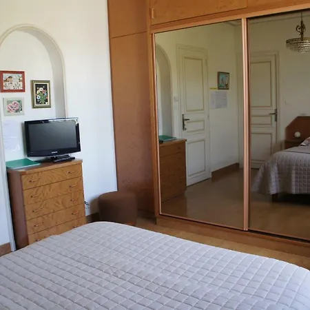 Guest house Chez Bernadou 3*