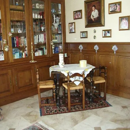 Chez Bernadou Pensión 3*